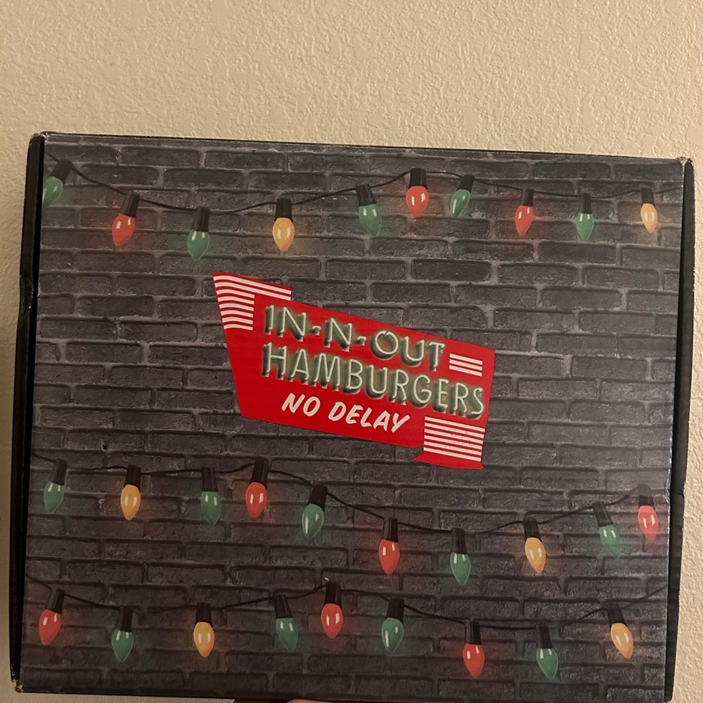 Exclusive in-N-Out blanket/throw